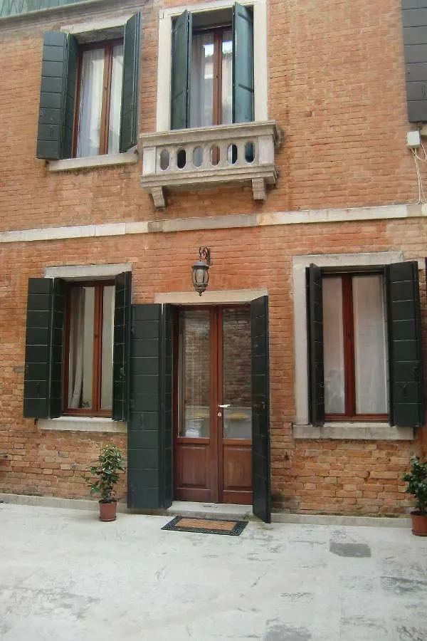 Ca' Del Cortile Apartment Venice
